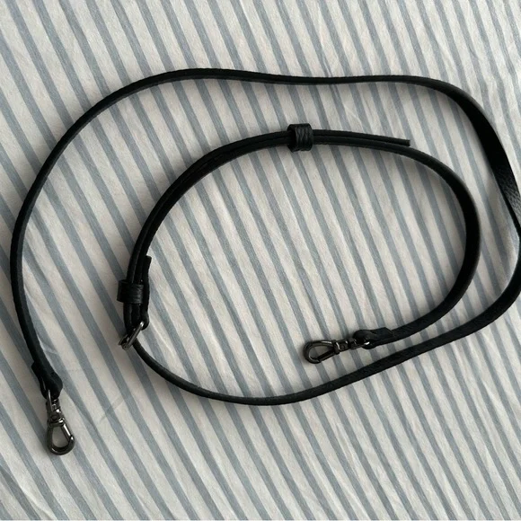 Bandolier Crossbody Phone Case Black Leather for iPhone 14 Pro - Picture 5 of 8